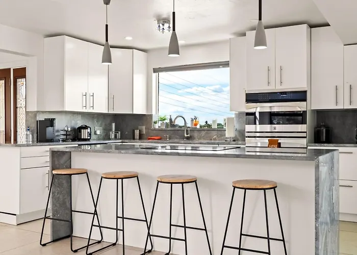 Hill - Scenic W Panoramic Views & Pool Tucson