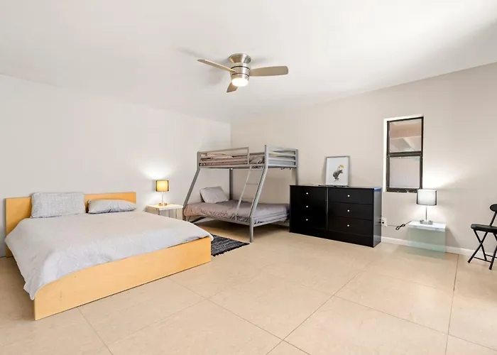 Hill - Scenic W Panoramic Views & Pool *